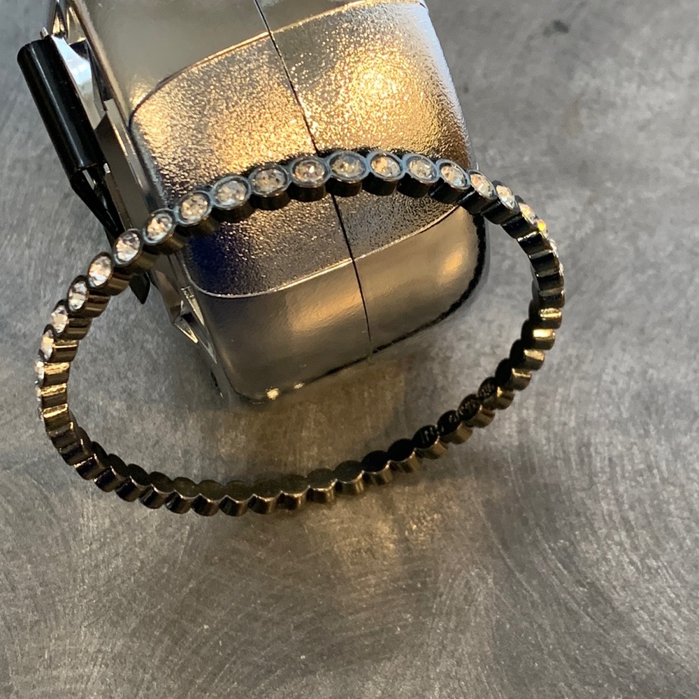 GRAZIANO  CN BANGLE BRACELET